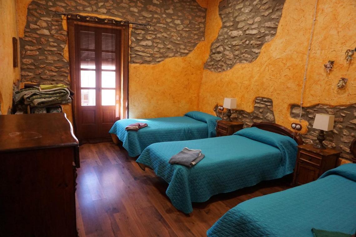 Casa Rural Cal Parines Vilabella ภายนอก รูปภาพ