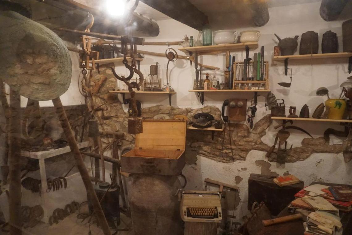 Casa Rural Cal Parines Vilabella ภายนอก รูปภาพ