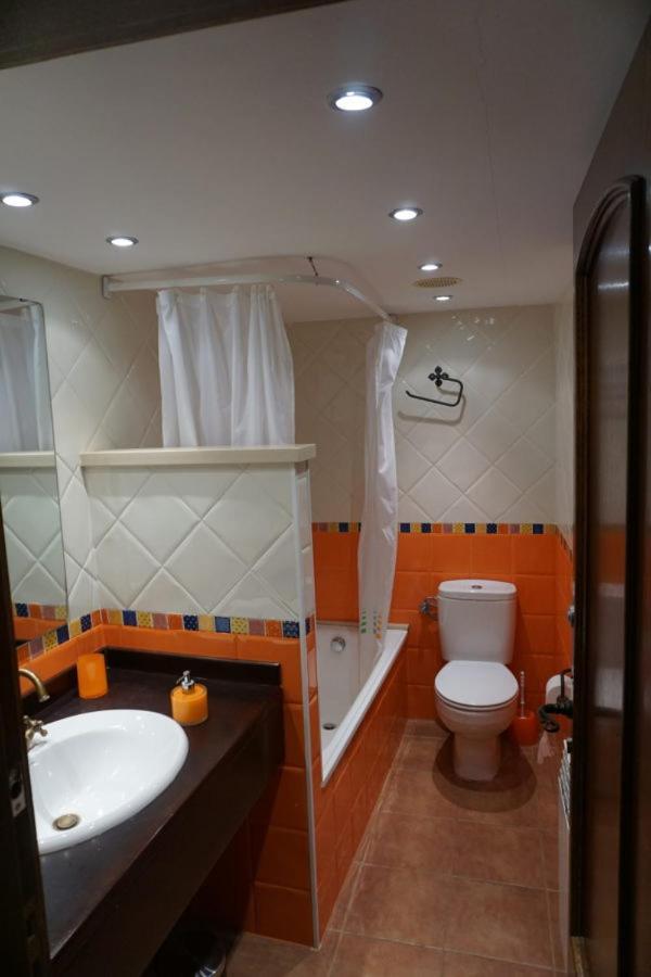 Casa Rural Cal Parines Vilabella ภายนอก รูปภาพ